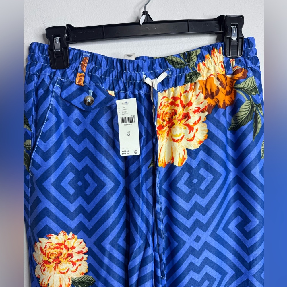 Anthropologie Maeve Straight-Leg Pull-On Satin Tropical Floral Pants NWT - Picture 7 of 8